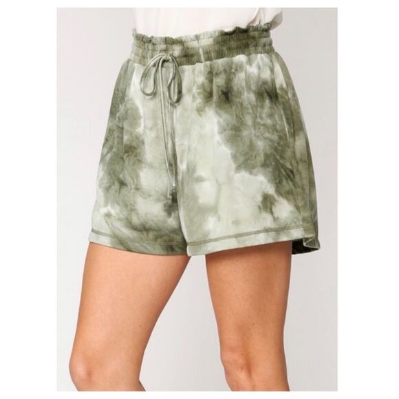 Tie Dye Knit Flowy High Waist Shorts w/ Tie & Pockets | Green & White - Picture 4 of 7